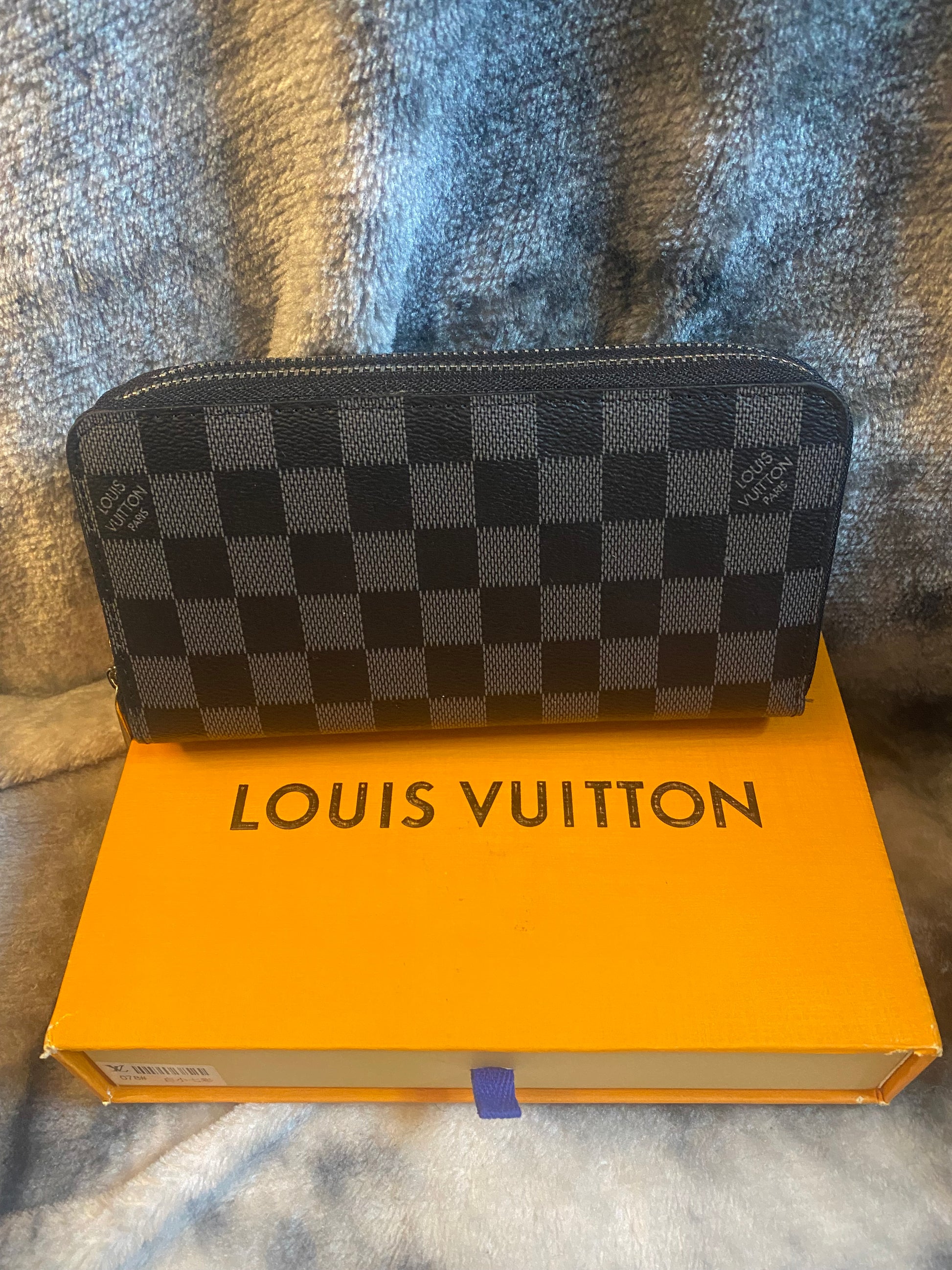 LV Double Zipper Ladies Wallets
