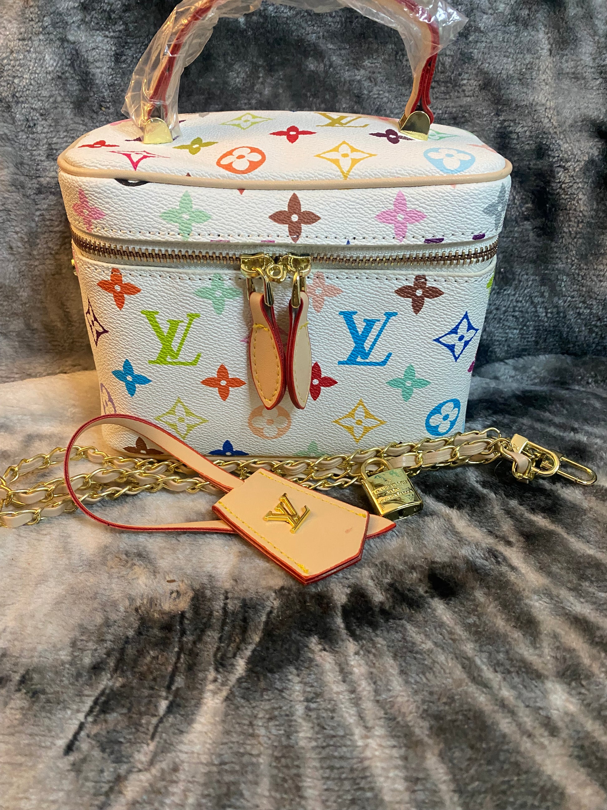 LV Vanity Bag ll - 8"