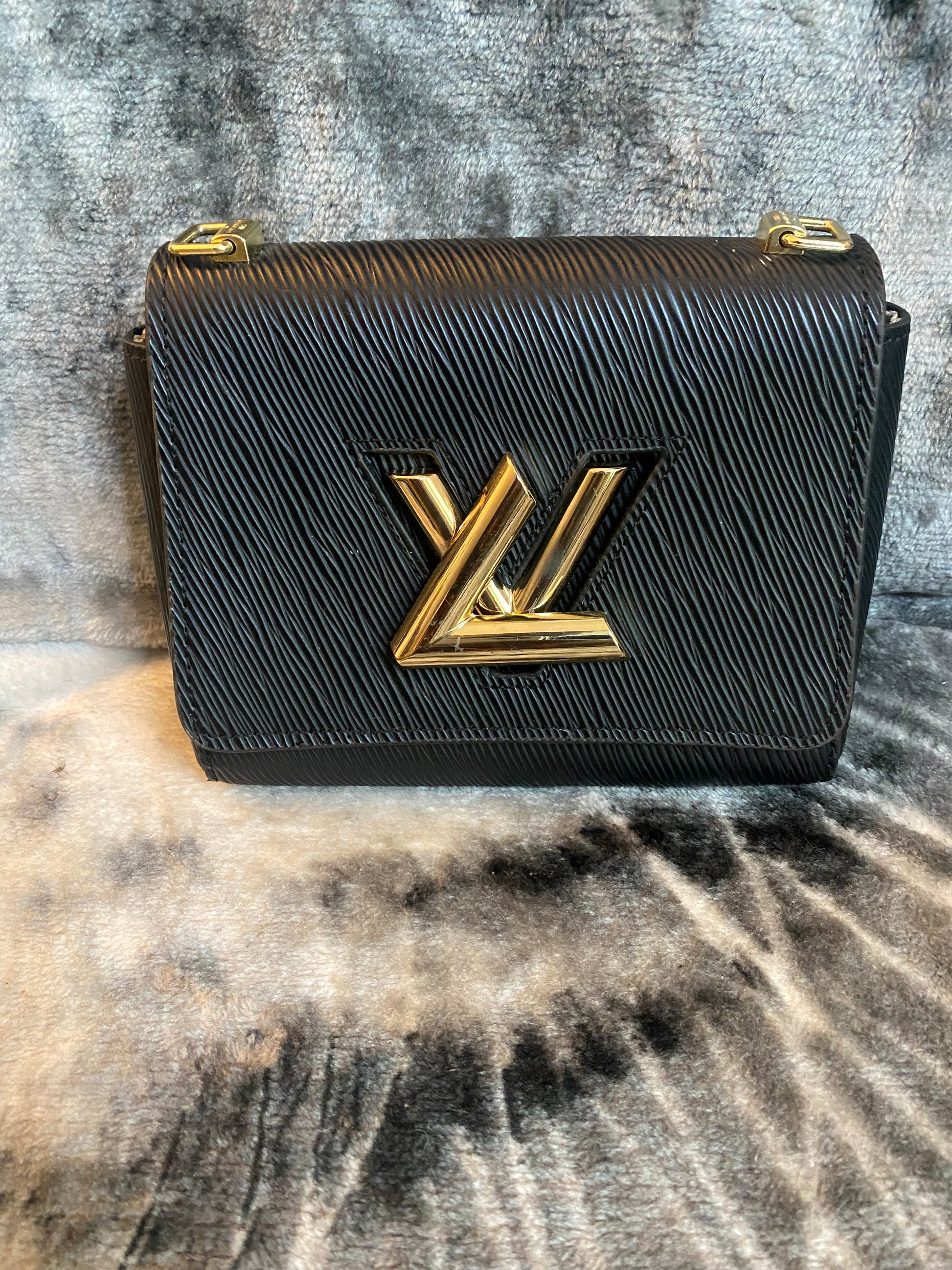 LV Twist