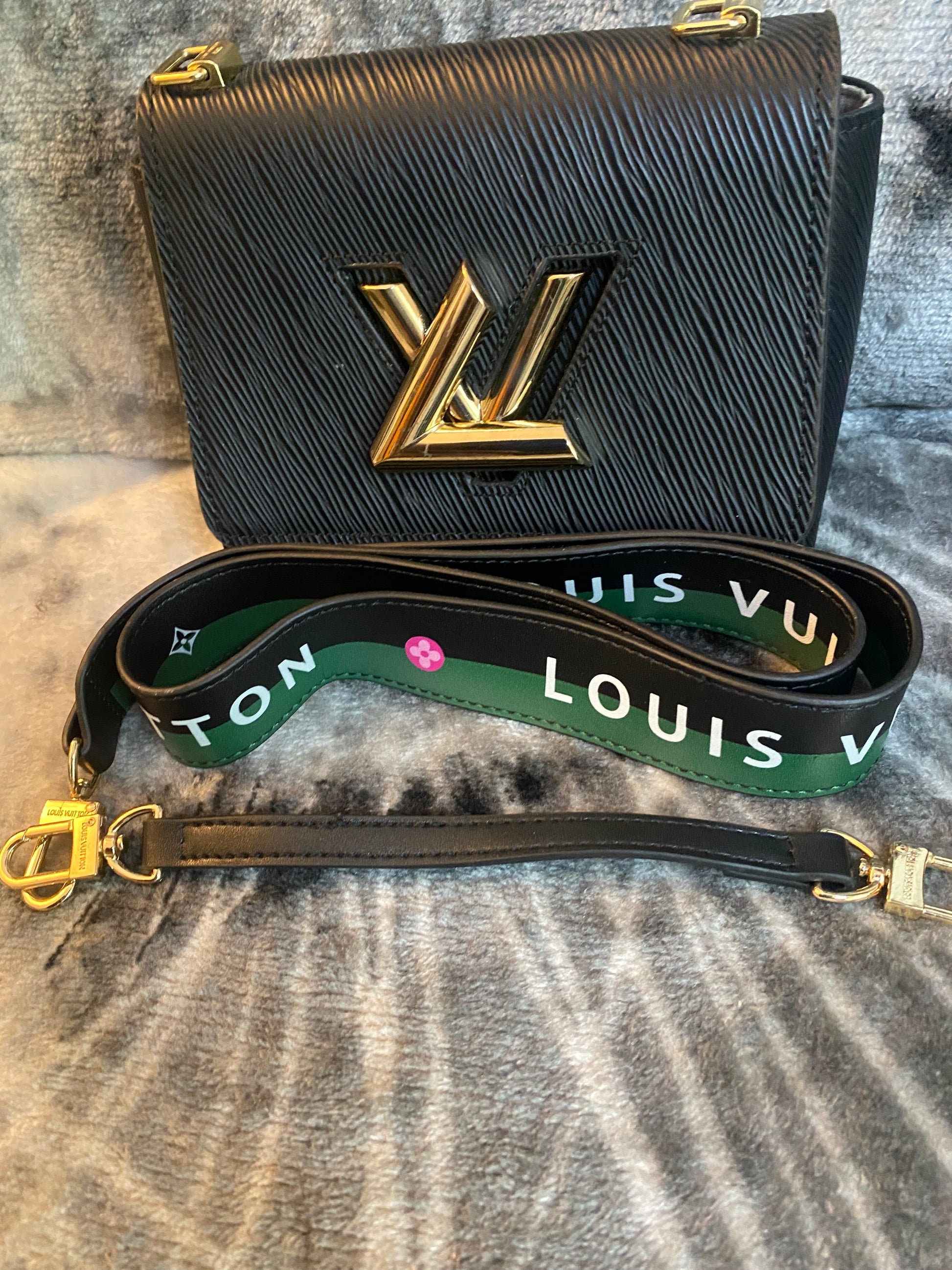 LV Twist