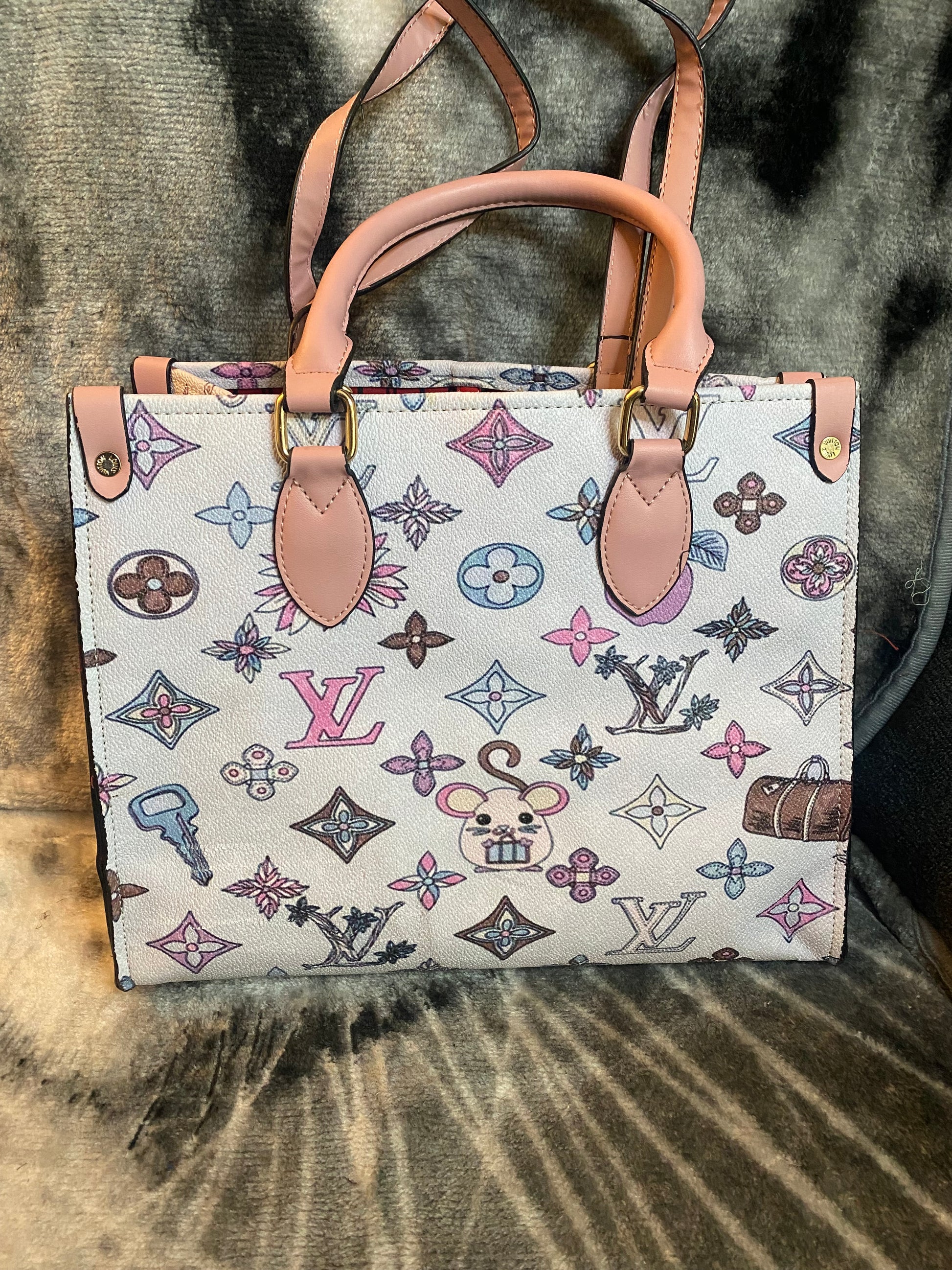 LV Fun Theme Box Bag