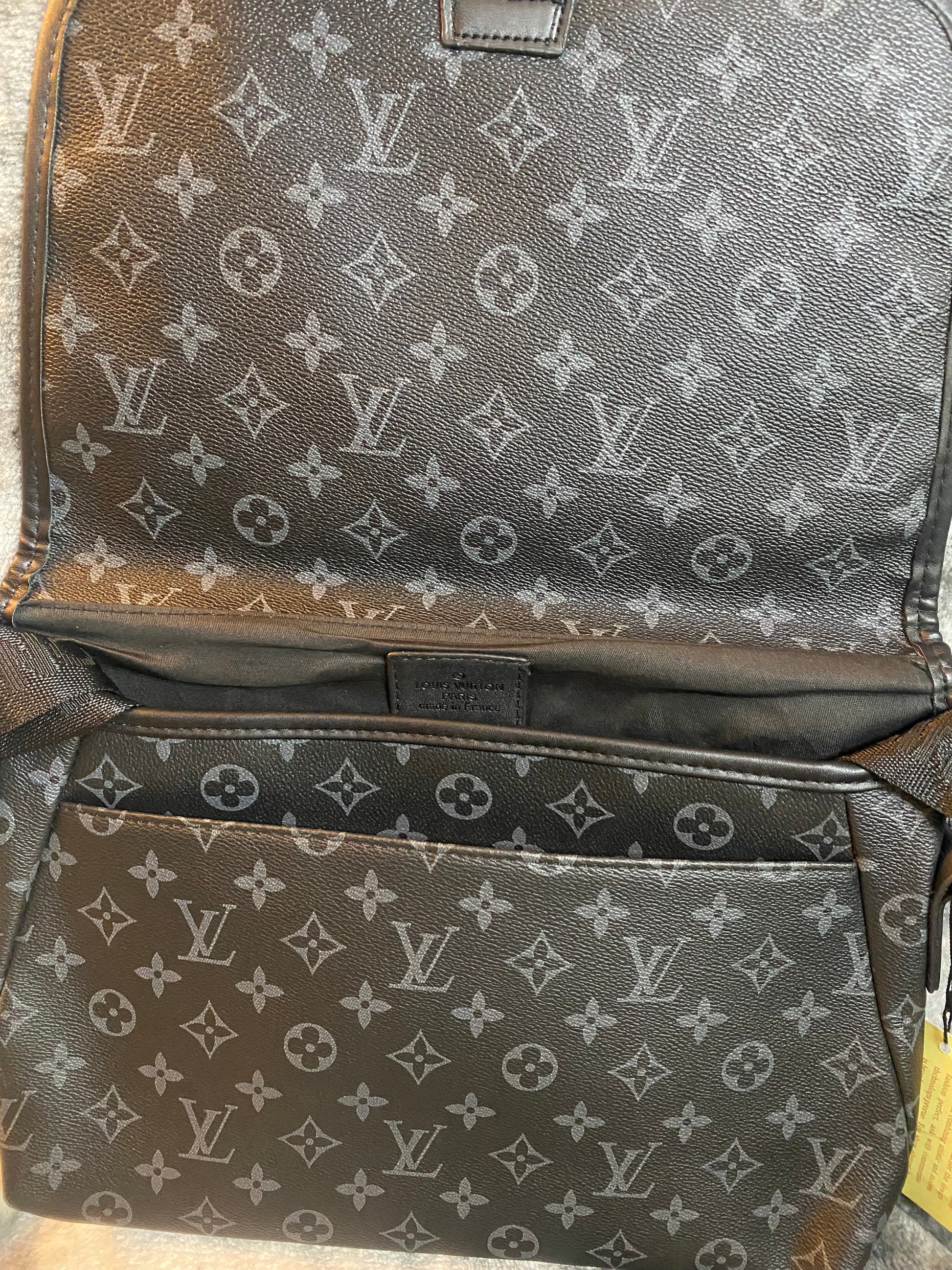 LV Crossbag Laptop Bag