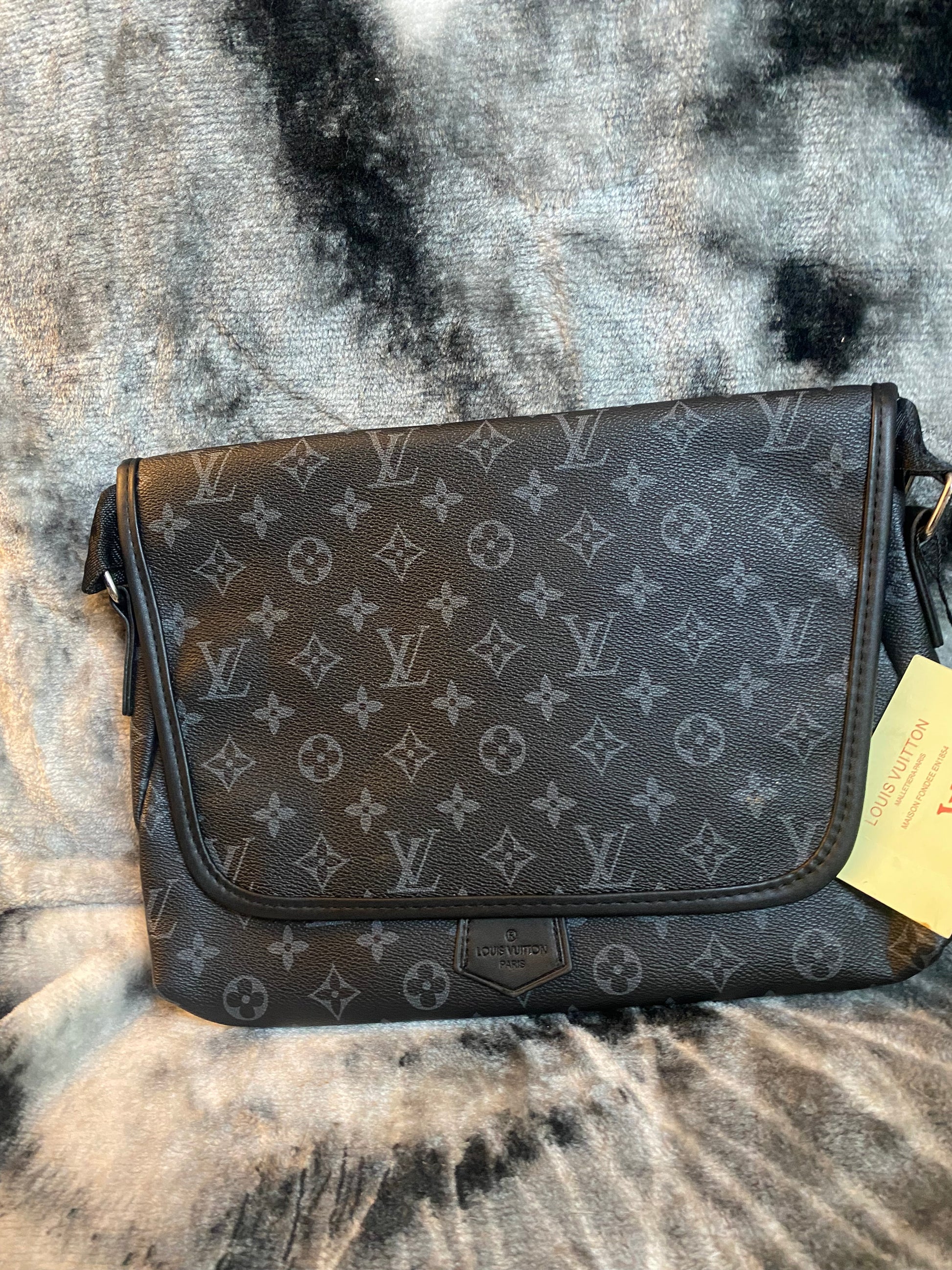 LV Crossbag Laptop Bag