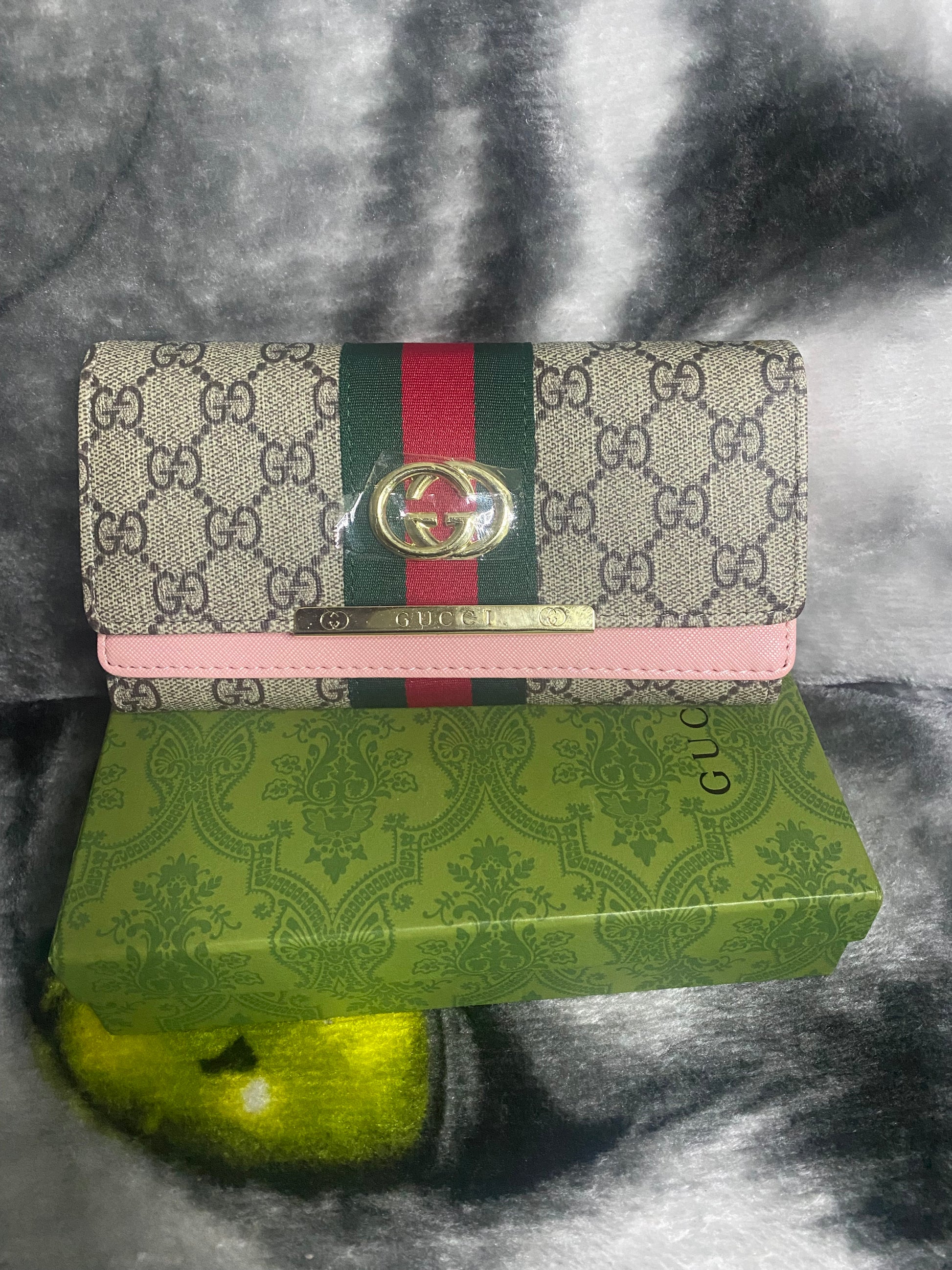 GG Crossbody Ladies Wallets