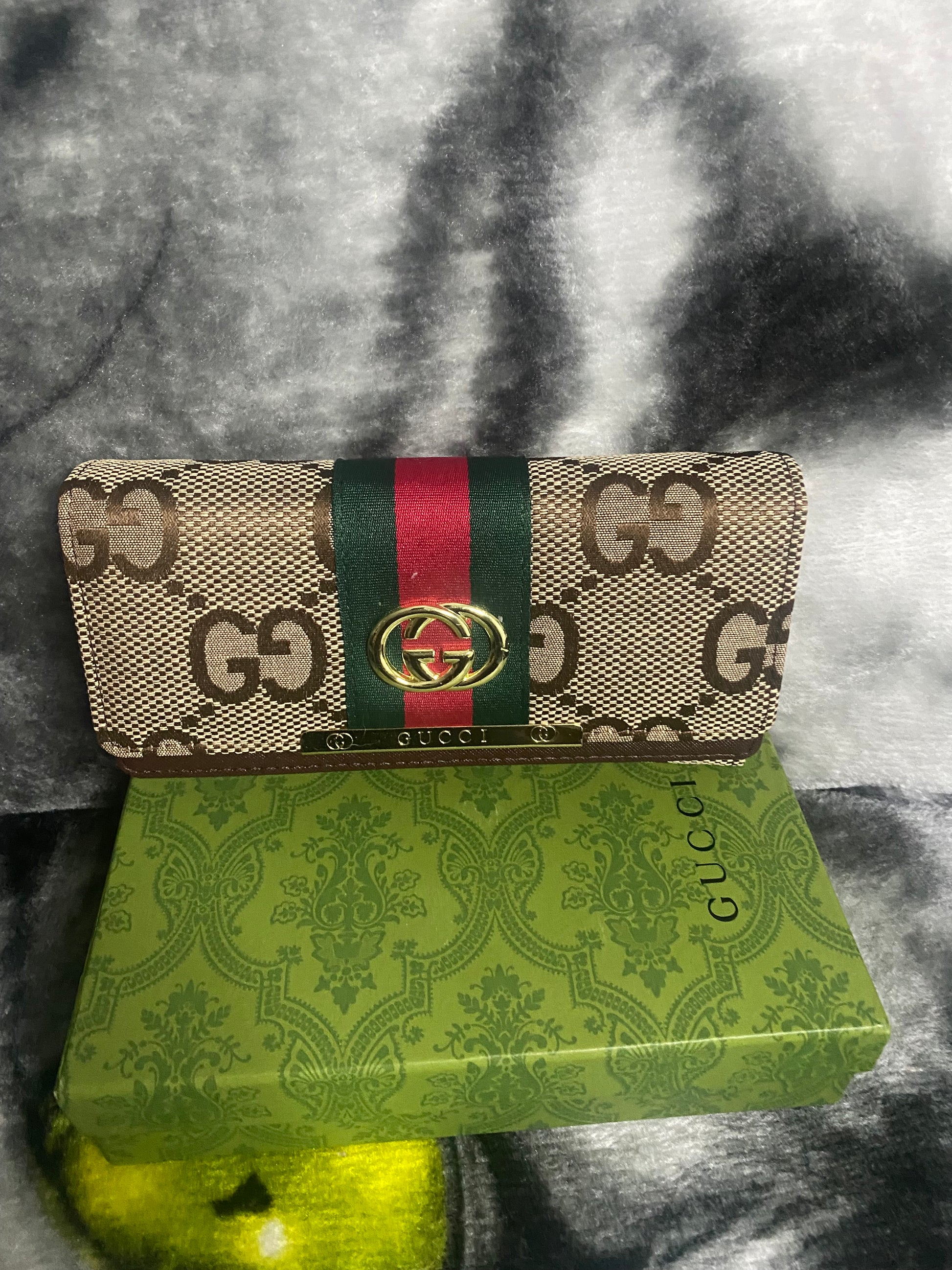 GG Crossbody Ladies Wallets