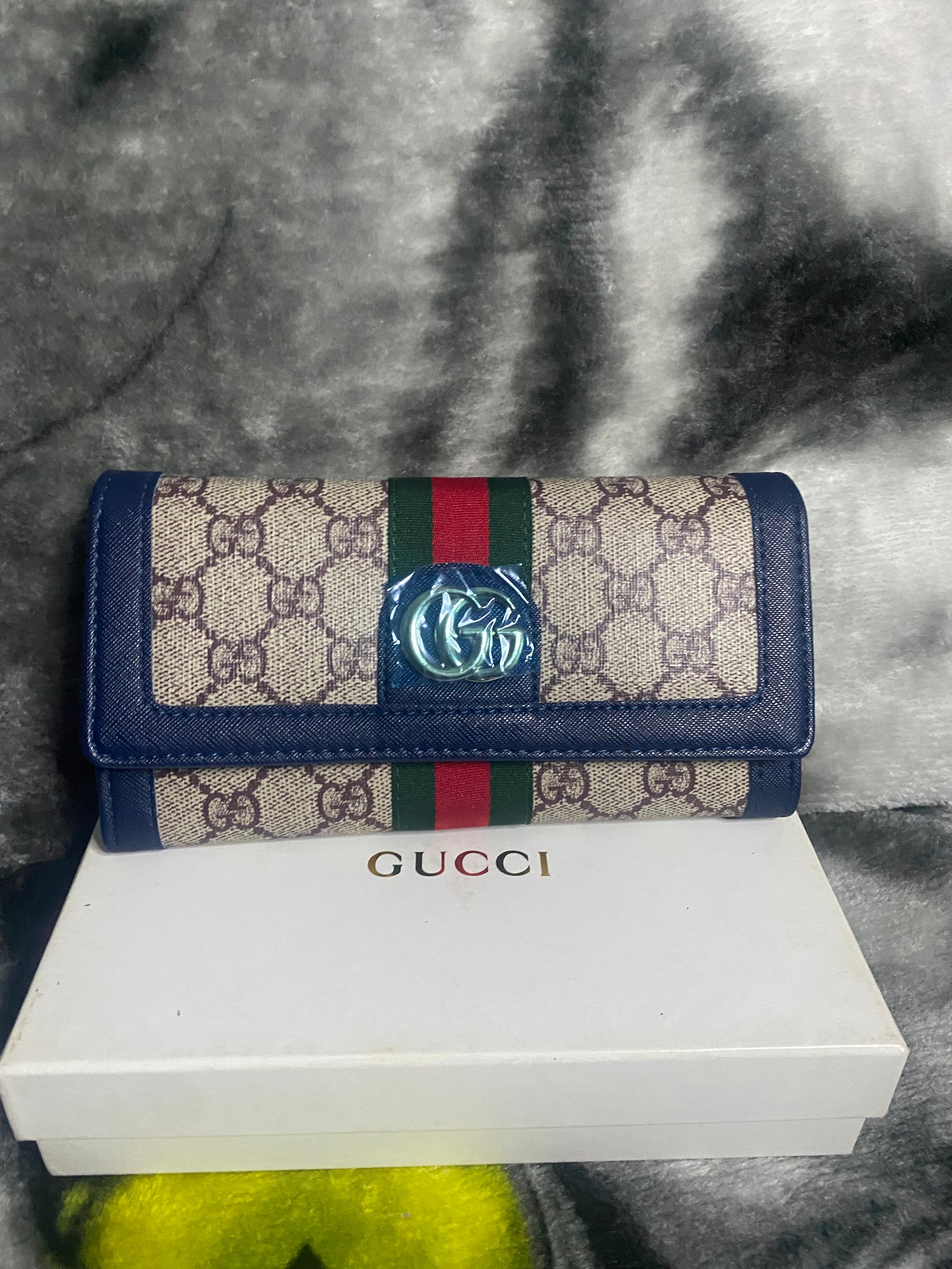 GG Front Snap Ladies Wallets