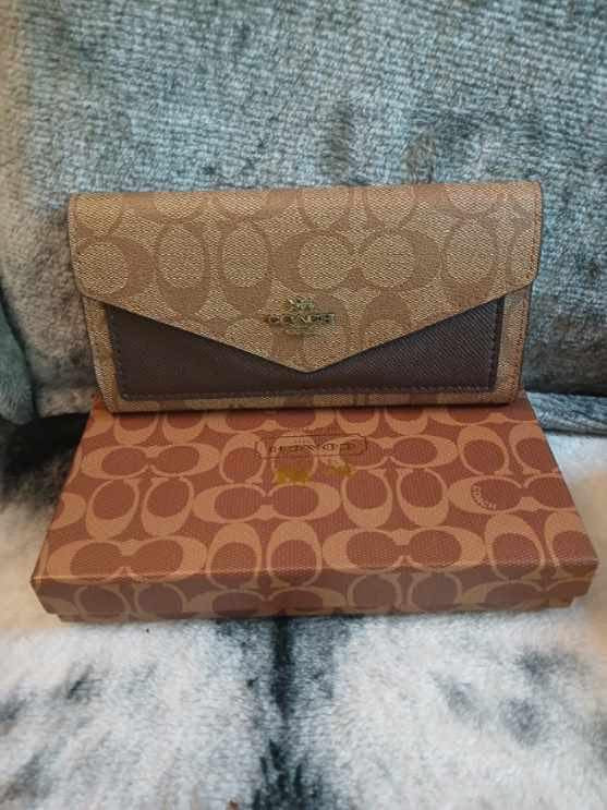 Coach - Full Size Wallets