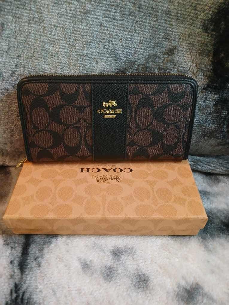 Coach - Full Size Wallets