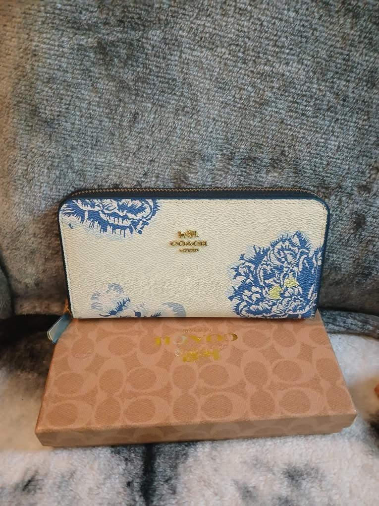 Coach - Full Size Wallets