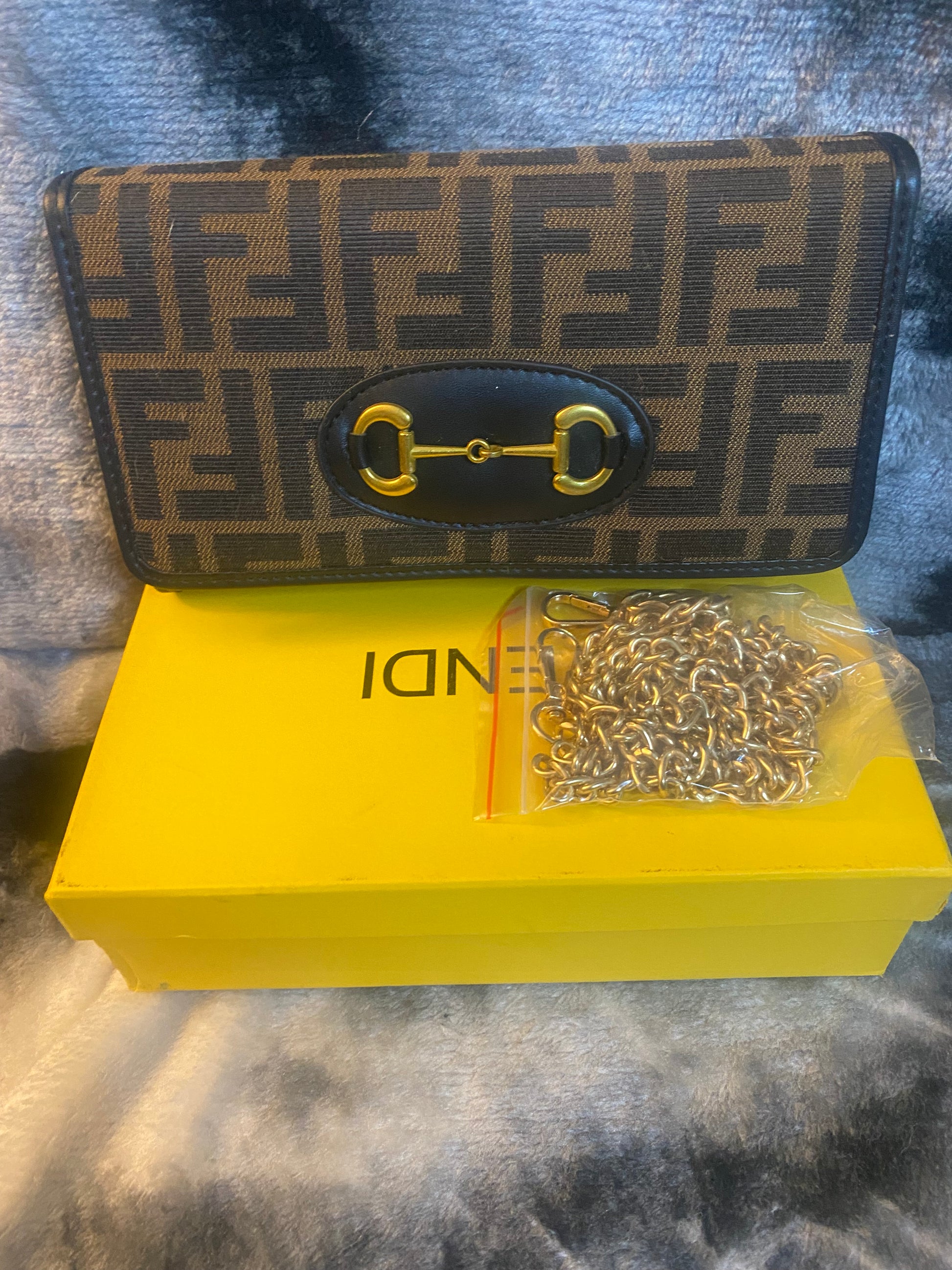 Fendi- Crossbody Wallet