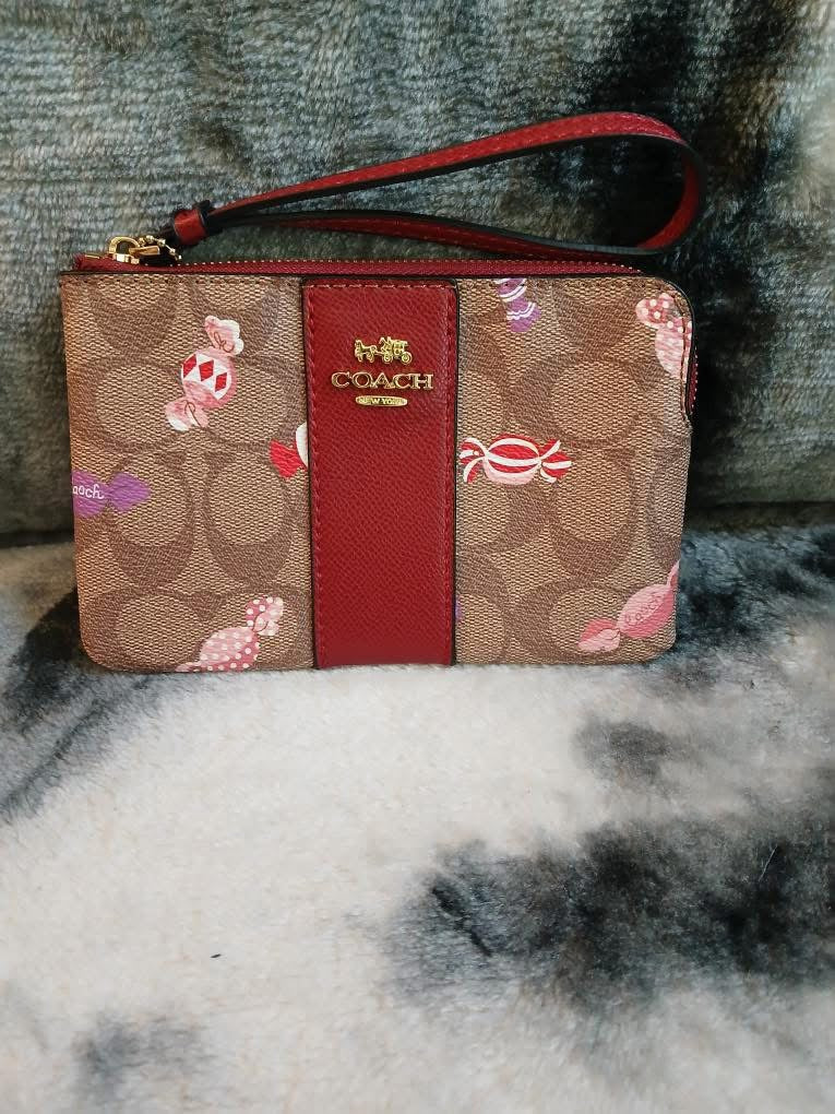 Wristlets - Small