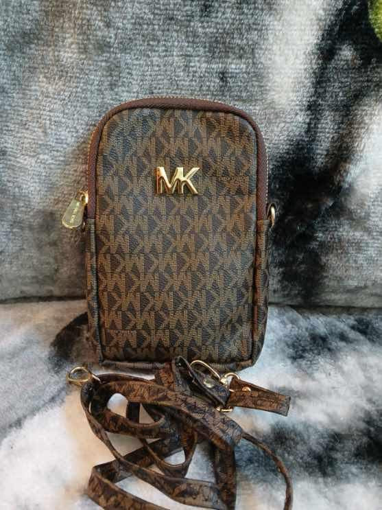 Soft Crossbody Pouches