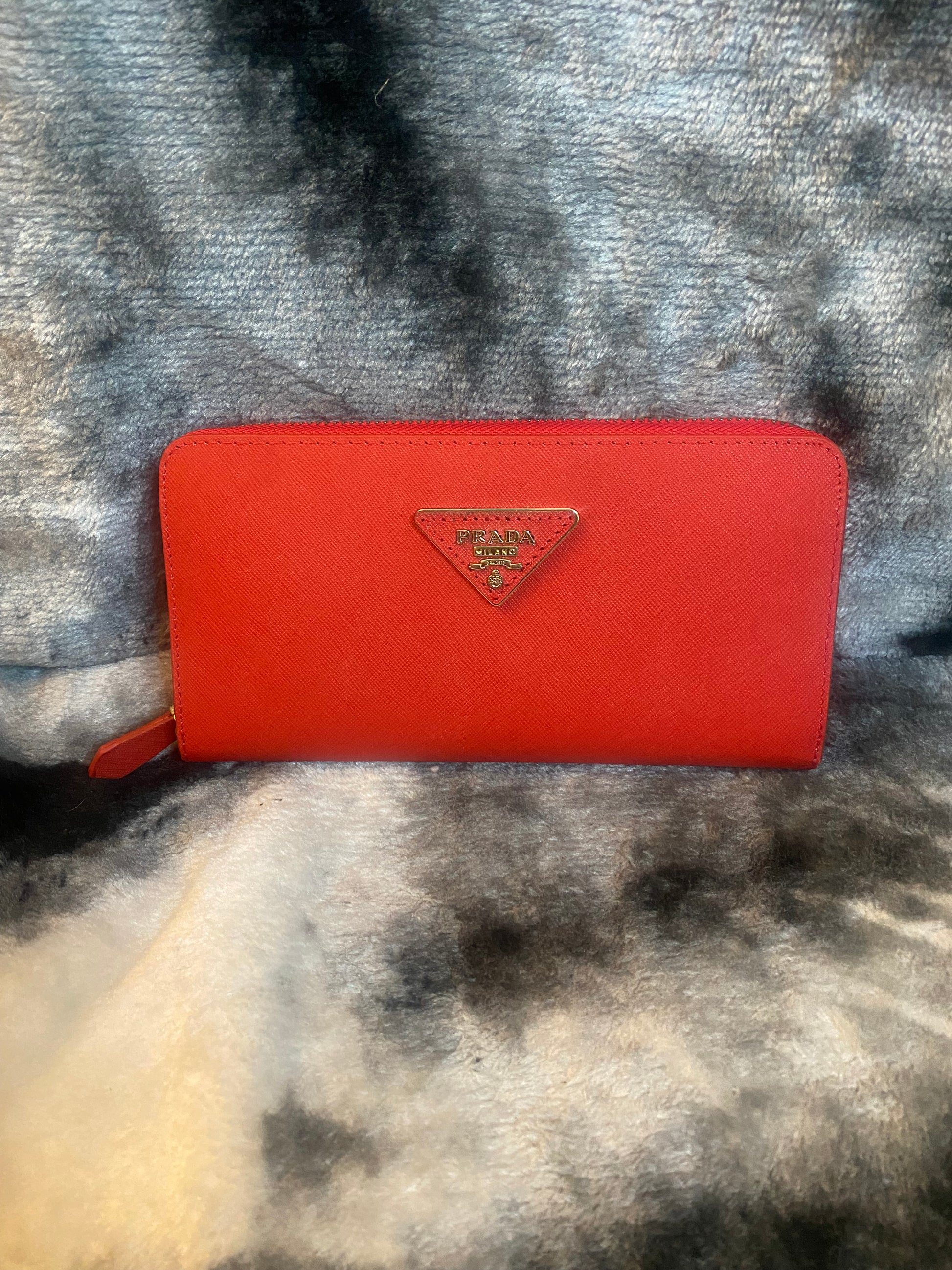 Prada- Full Size Wallets