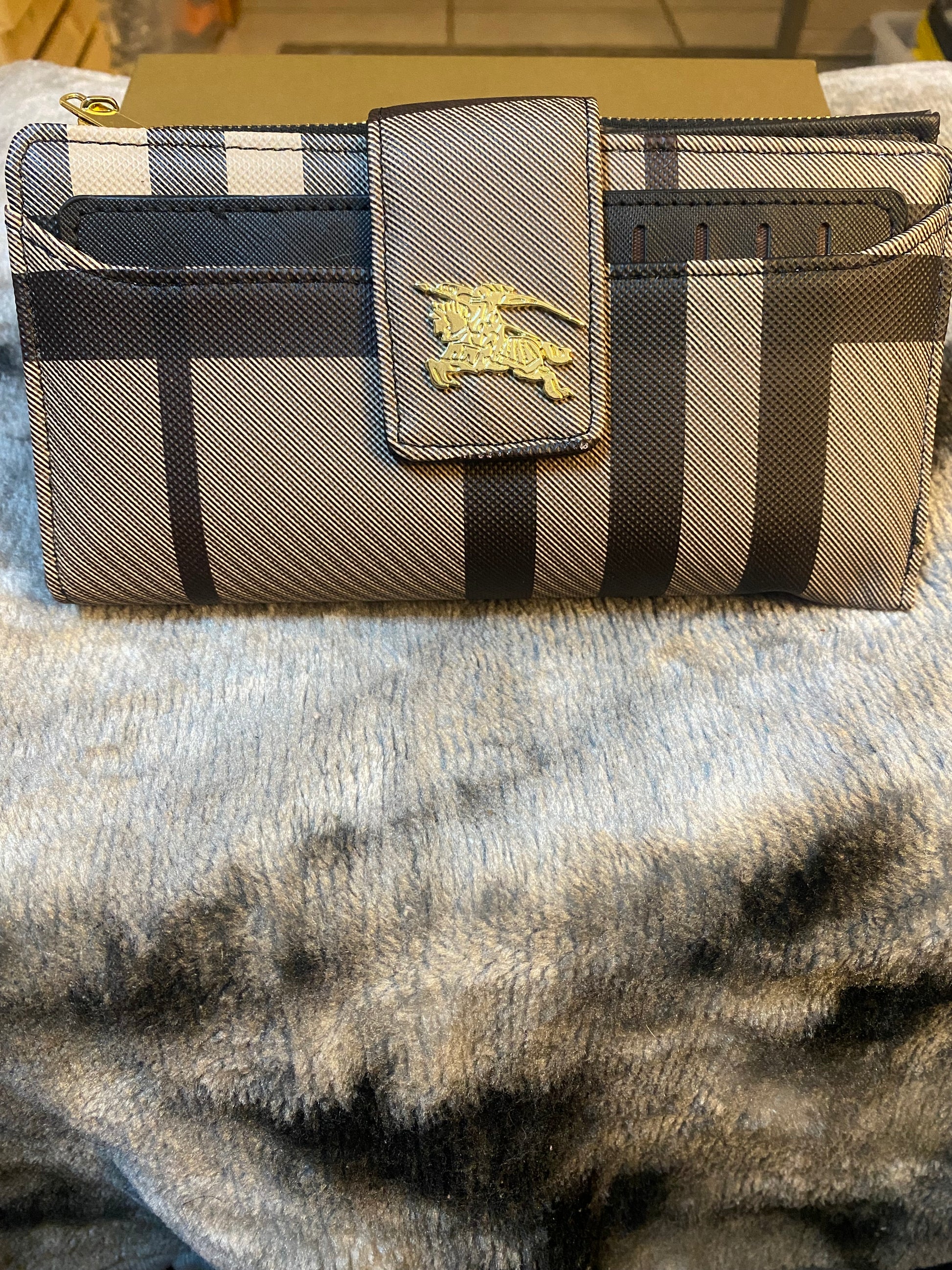 Burberry Full Size Wallets