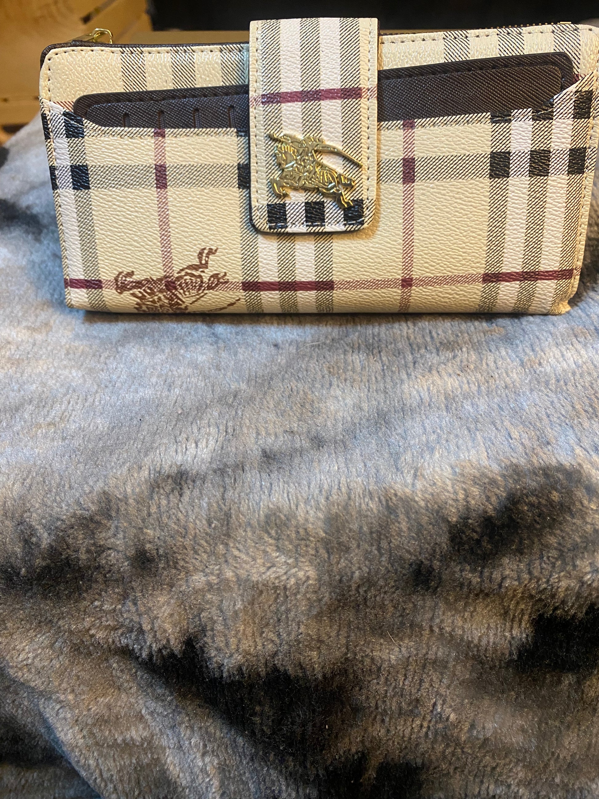 Burberry Full Size Wallets