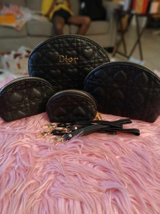 4 PC Makeup Set