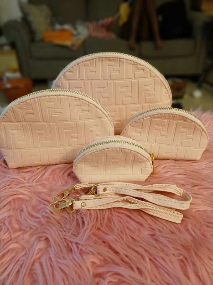 4 PC Makeup Set
