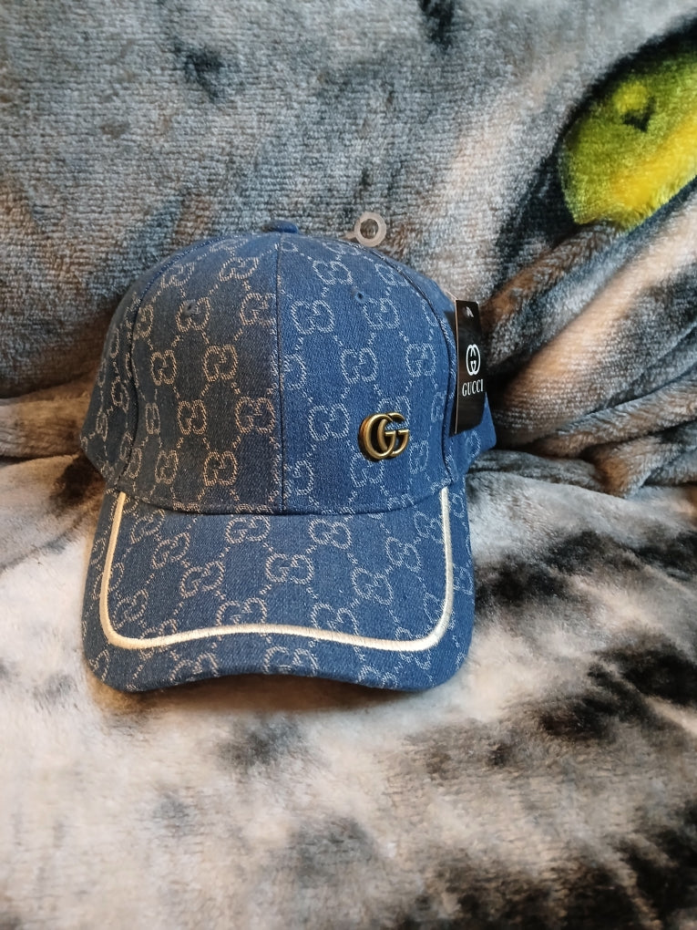 Caps