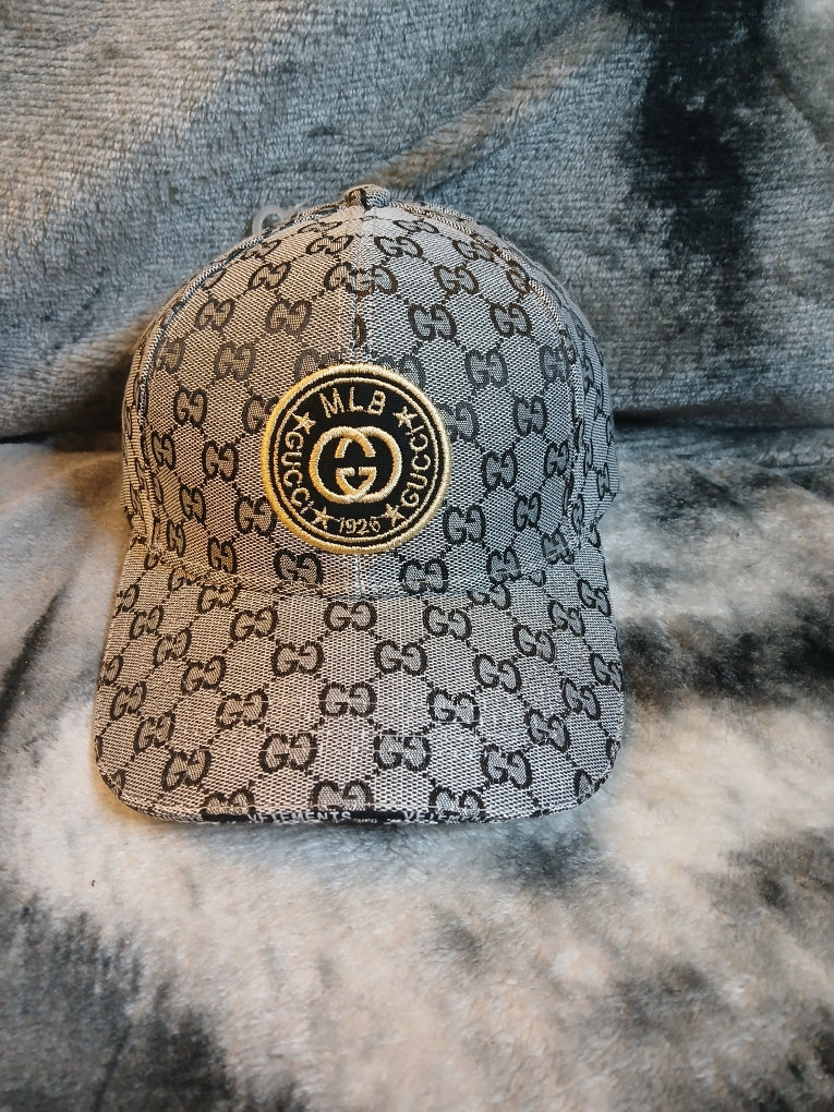 Caps
